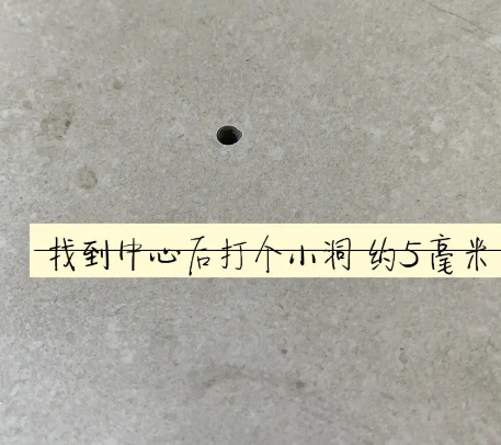 德阳市瓷砖空鼓维修公司专业解答在瓷砖铺贴过程中，如果砂料搅拌不均匀，将会带来以下问题